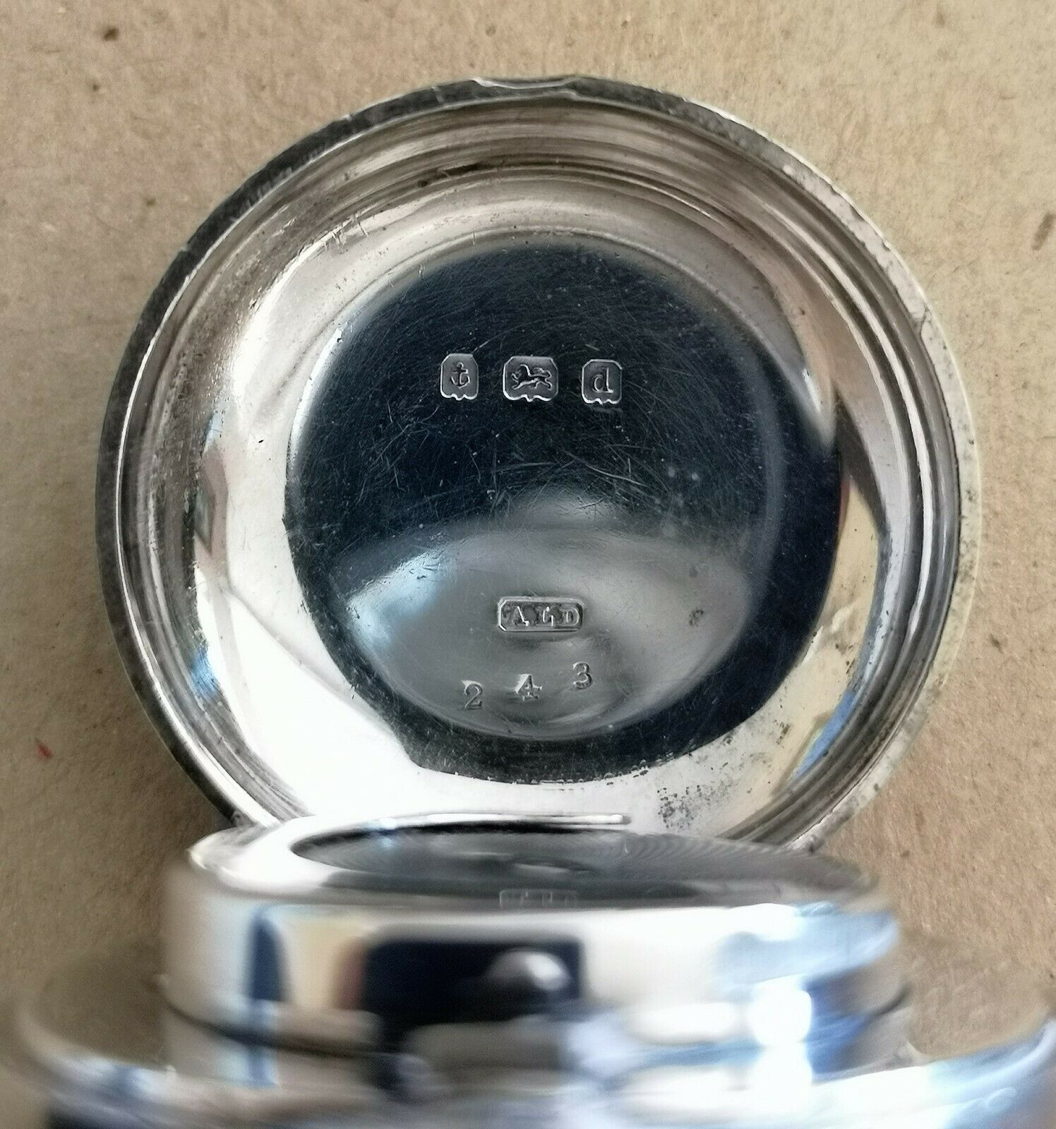 Dennison Sovereign Case hallmarked 1903 to 1904